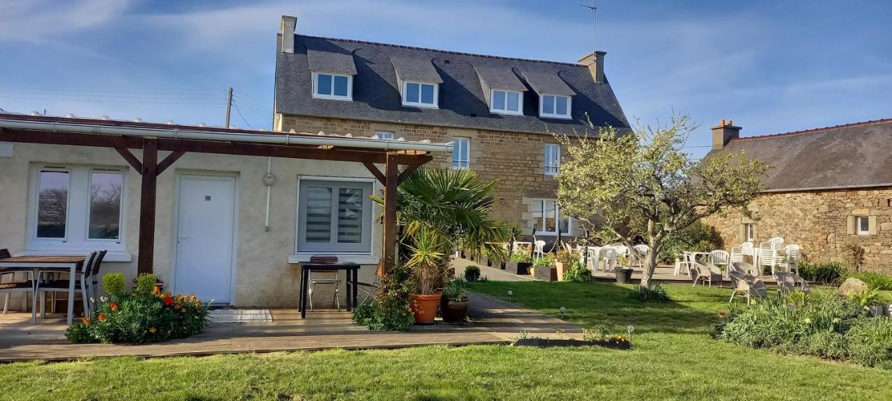 Le Relais De Launay Ploubazlanec Exterior foto